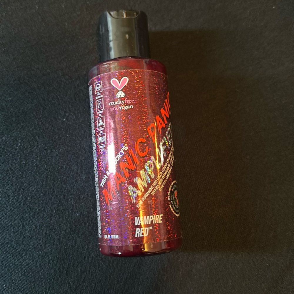 Manic panic hair dye